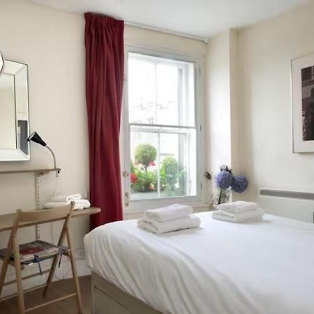 Royal Mile Apartment, 1 Minute From The Castle. Edimburgo Esterno foto