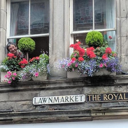 Royal Mile Apartment, 1 Minute From The Castle. Edimburgo Esterno foto