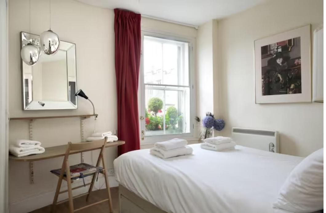 Royal Mile Apartment, 1 Minute From The Castle. Edimburgo Esterno foto
